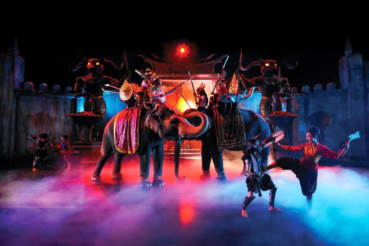 Phuket Fantasea show + dinner.